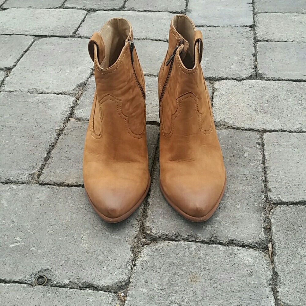 Frye Reina Ankle Bootie